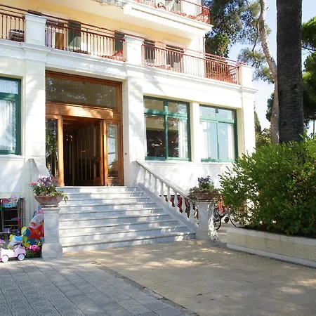 Hotel apartamentowy Palm 3*